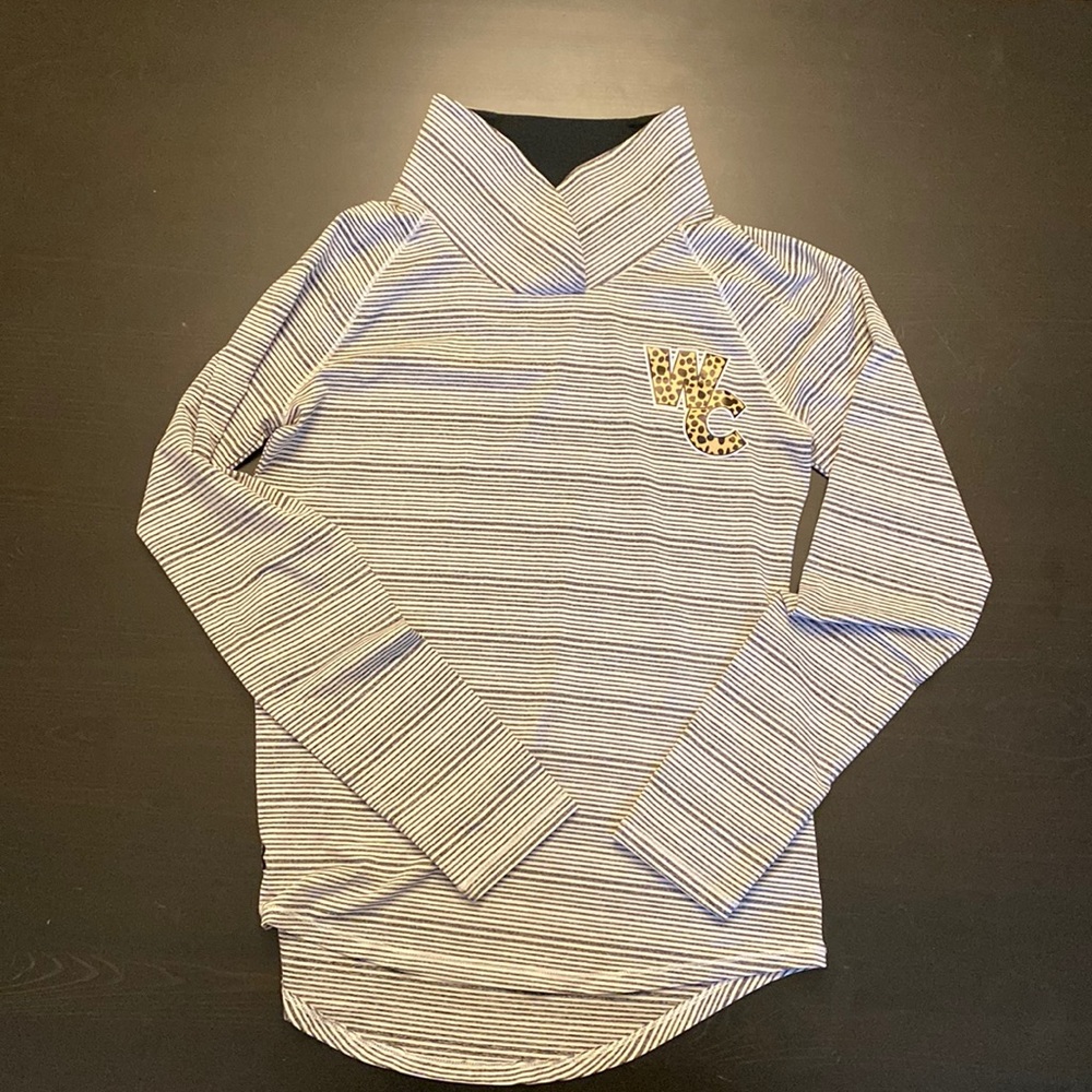 Under Armour WC long sleeve pullover EUC